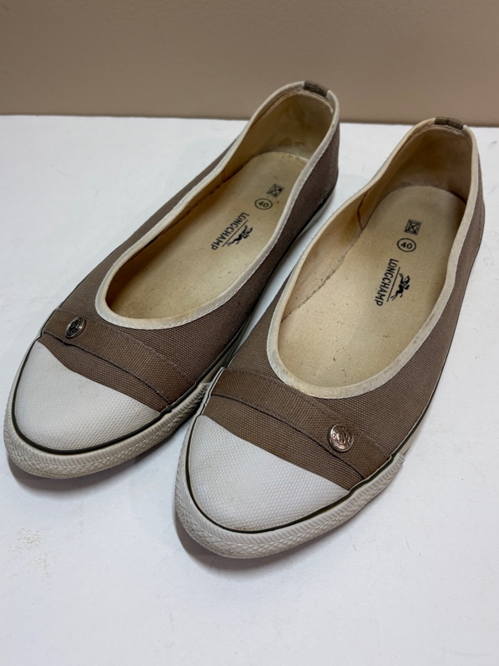 Longchamp LePliage Brown and Cream Canvas Ballet Flats Sneakers, 40